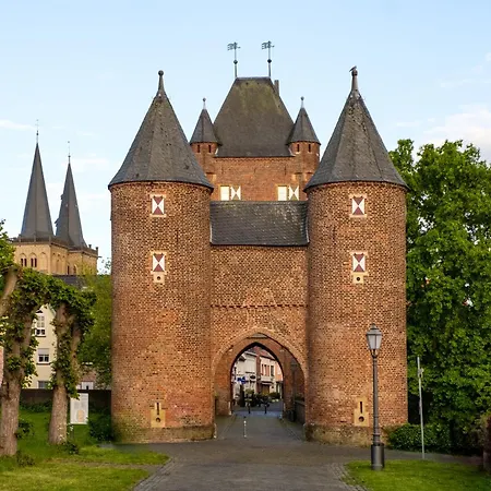 Urlaub Im Historischen Torschreiberhaus 펜션 크산텐